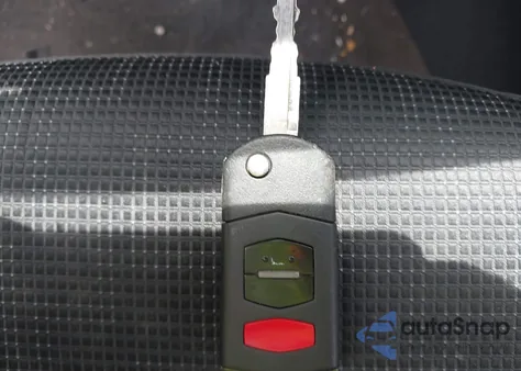 2010 Mazda Mazda5 Sport from USA, damaged, VIN JM1CR2W31A0376336